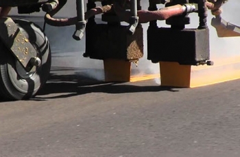 高性能热熔防滑反光标线涂料(长寿命周期）